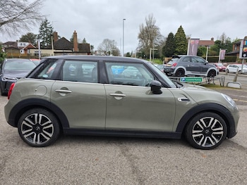 Used MINI Hatch 2018 for sale - 77911206: Photo