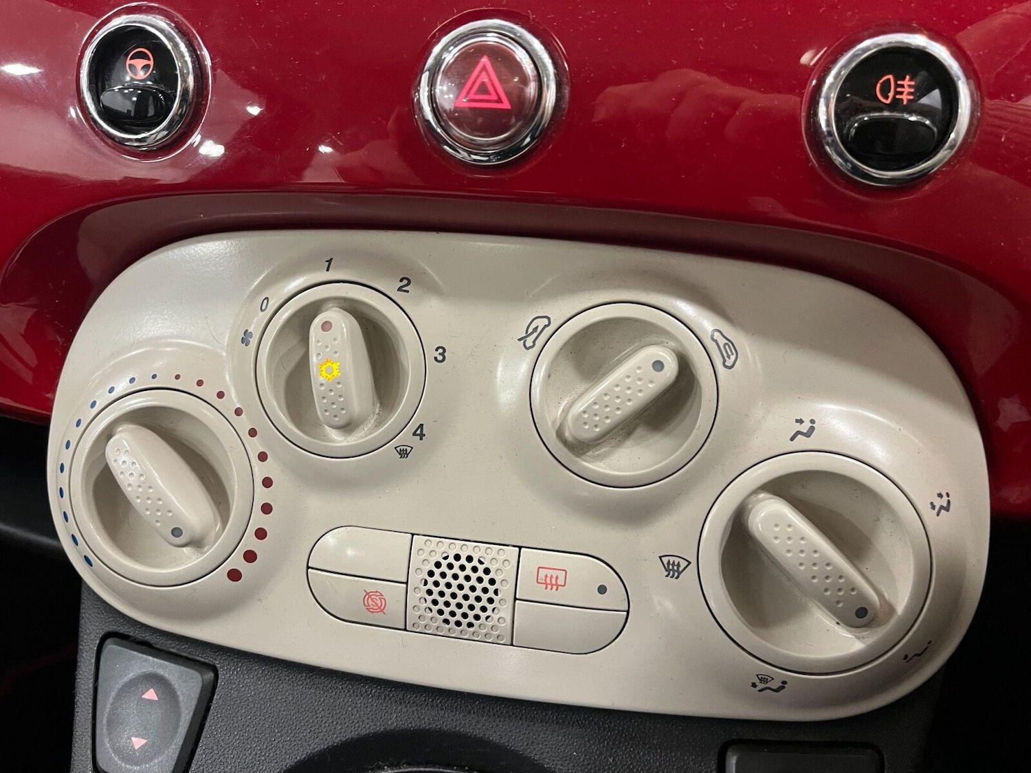 Used Fiat 500 2011 for sale - 77047832: Photo 36