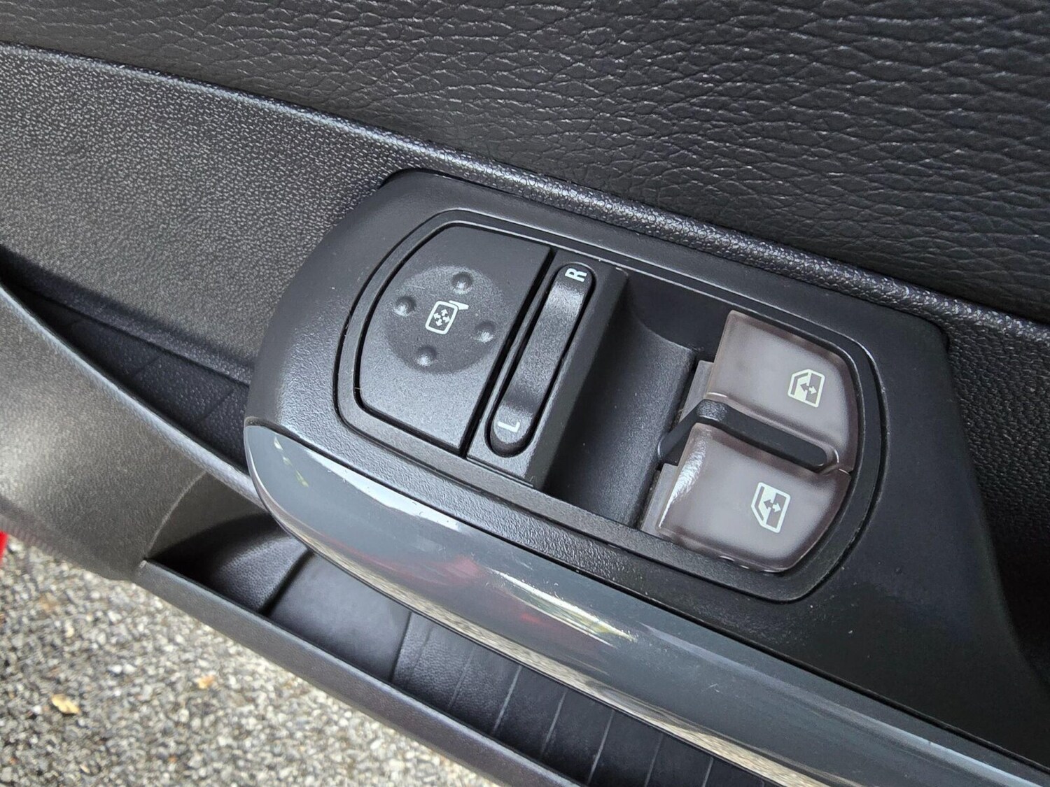 Vehicle 27