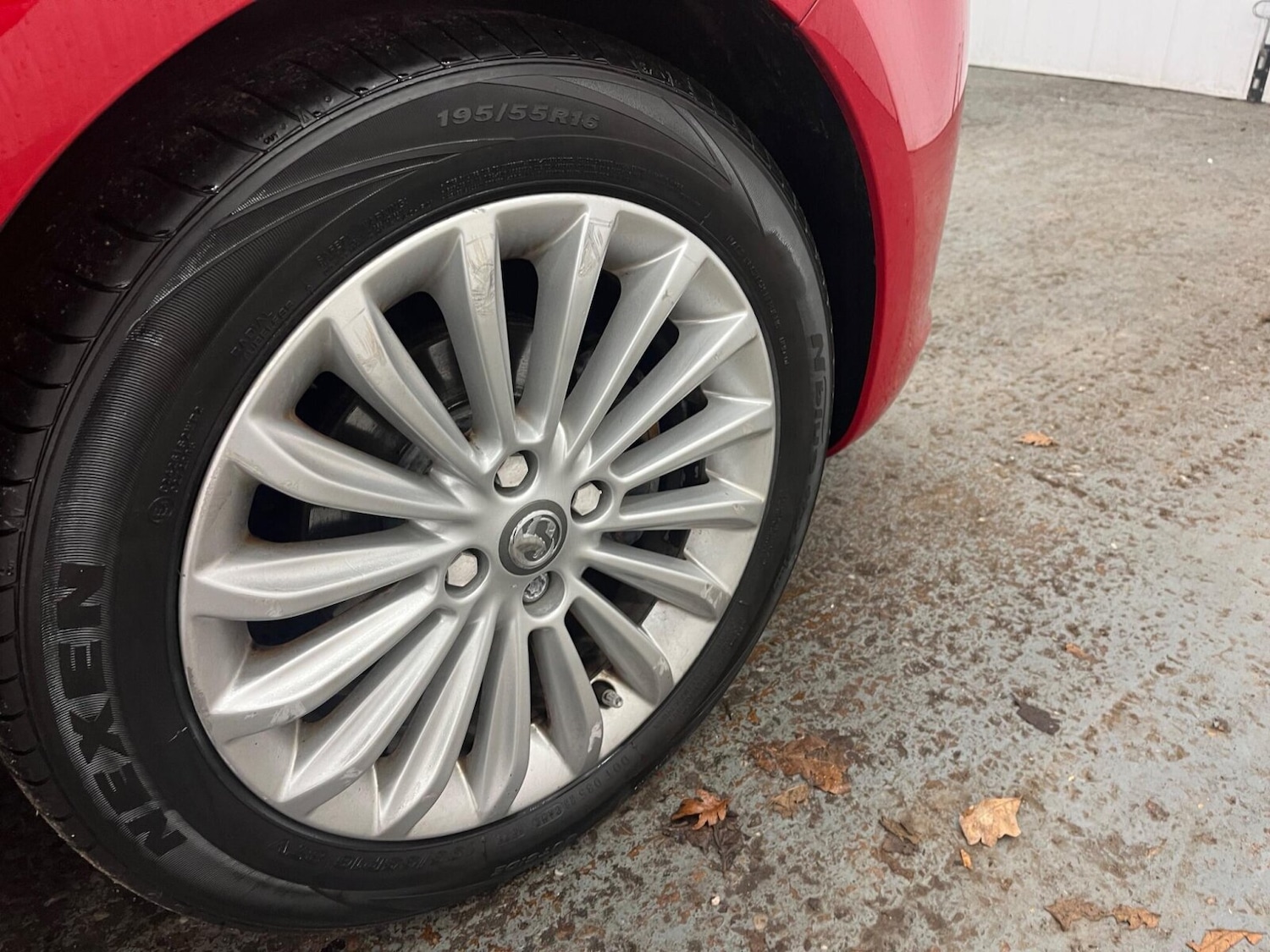 Used Vauxhall ADAM 2015 for sale - 76971257: Photo 24