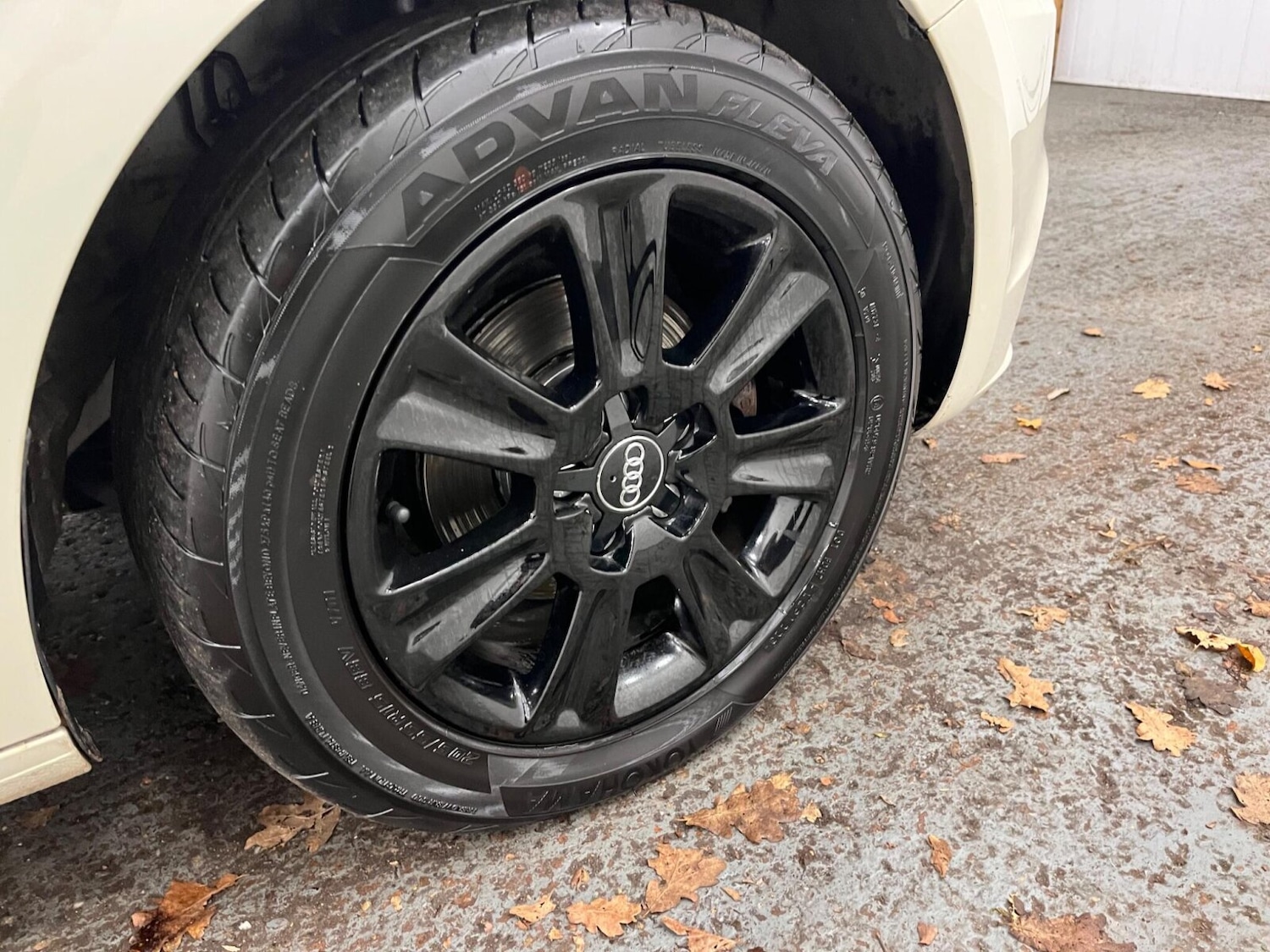 Used Audi A1 2011 for sale - 76442143: Photo 25