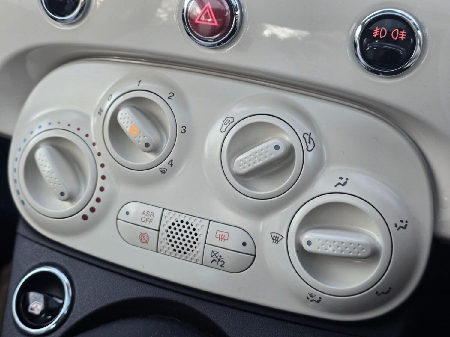 Used Fiat 500 2018 for sale - 77099028: Photo 47