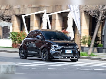 Used Abarth 500 2024 for sale - 79284364: Photo