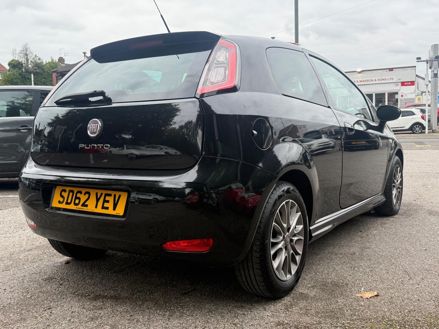 Used Fiat Punto 2012 for sale - 76092067: Photo 10