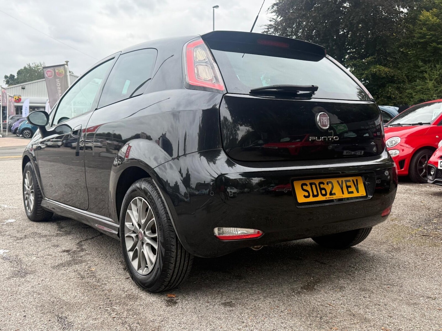 Used Fiat Punto 2012 for sale - 76092067: Photo 15