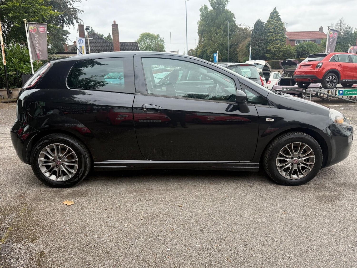 Used Fiat Punto 2012 for sale - 76092067: Photo 2