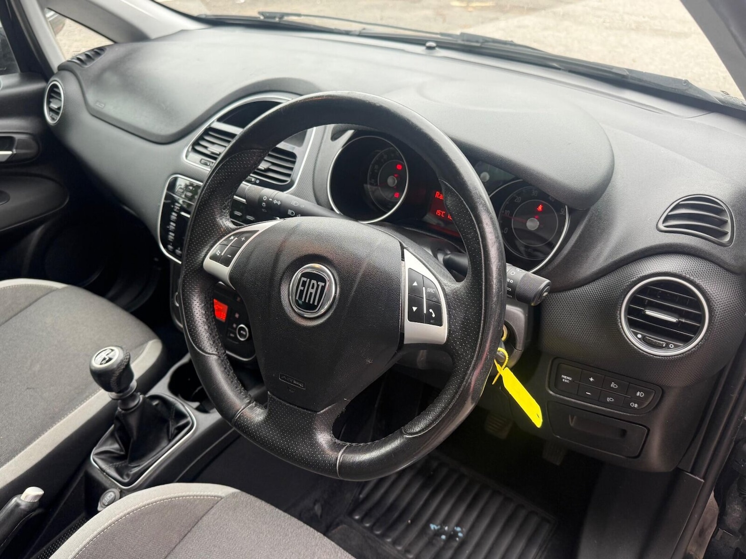 Used Fiat Punto 2012 for sale - 76092067: Photo 21