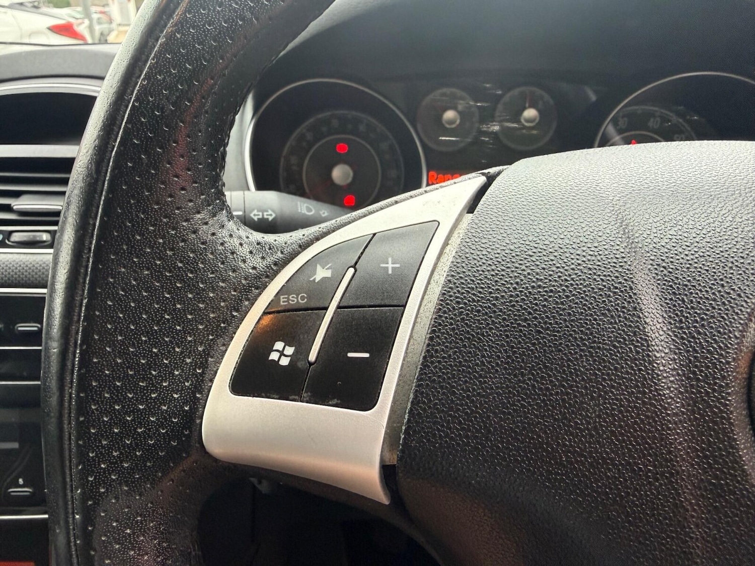 Used Fiat Punto 2012 for sale - 76092067: Photo 30