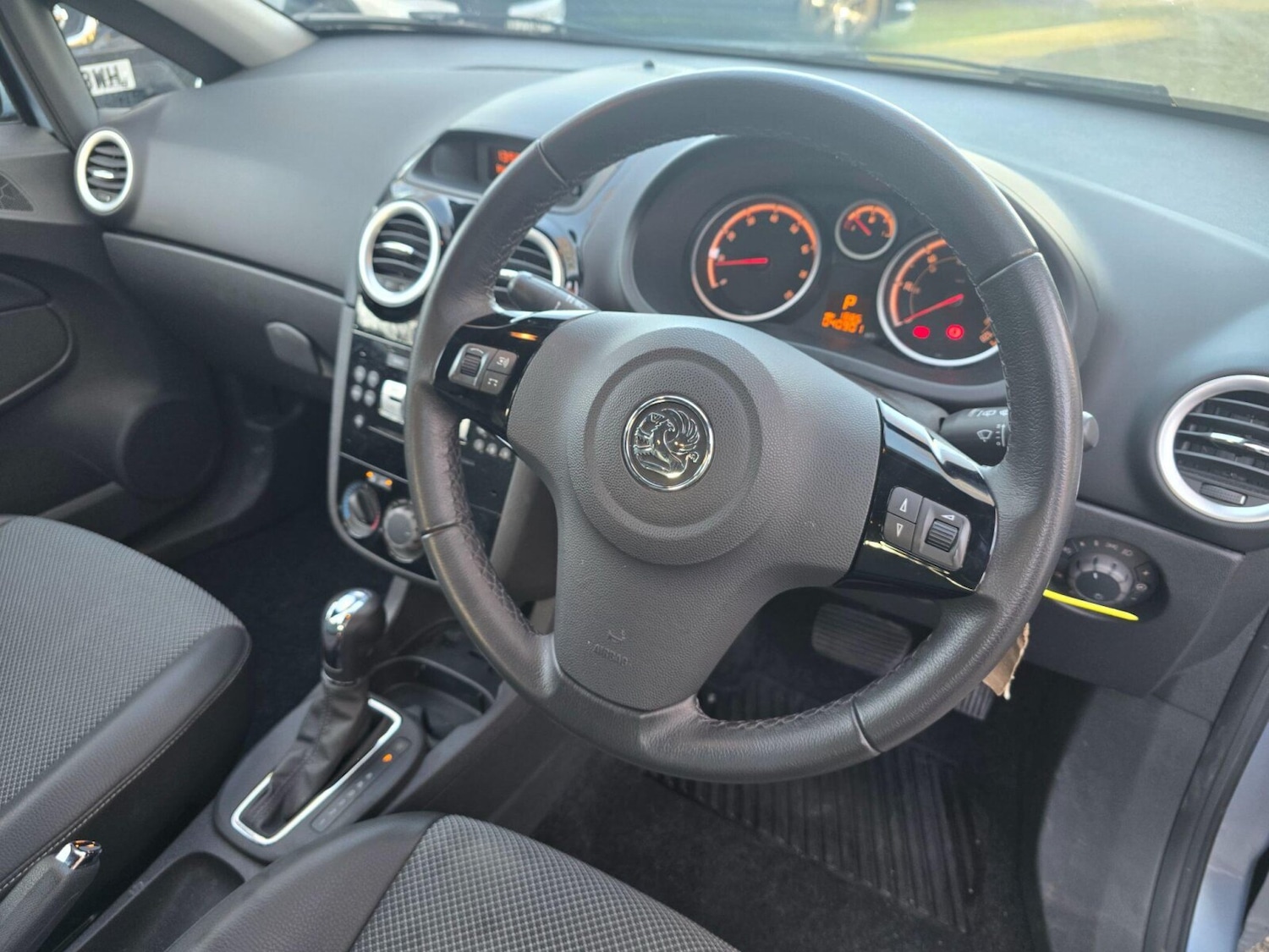 Used Vauxhall Corsa 2009 for sale - 77100514: Photo 11