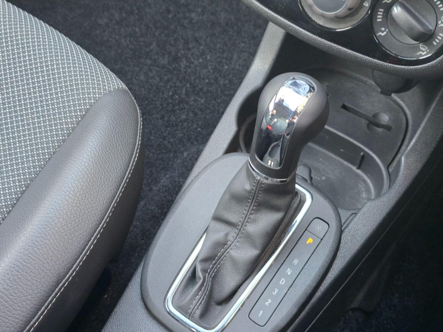 Used Vauxhall Corsa 2009 for sale - 77100514: Photo 15