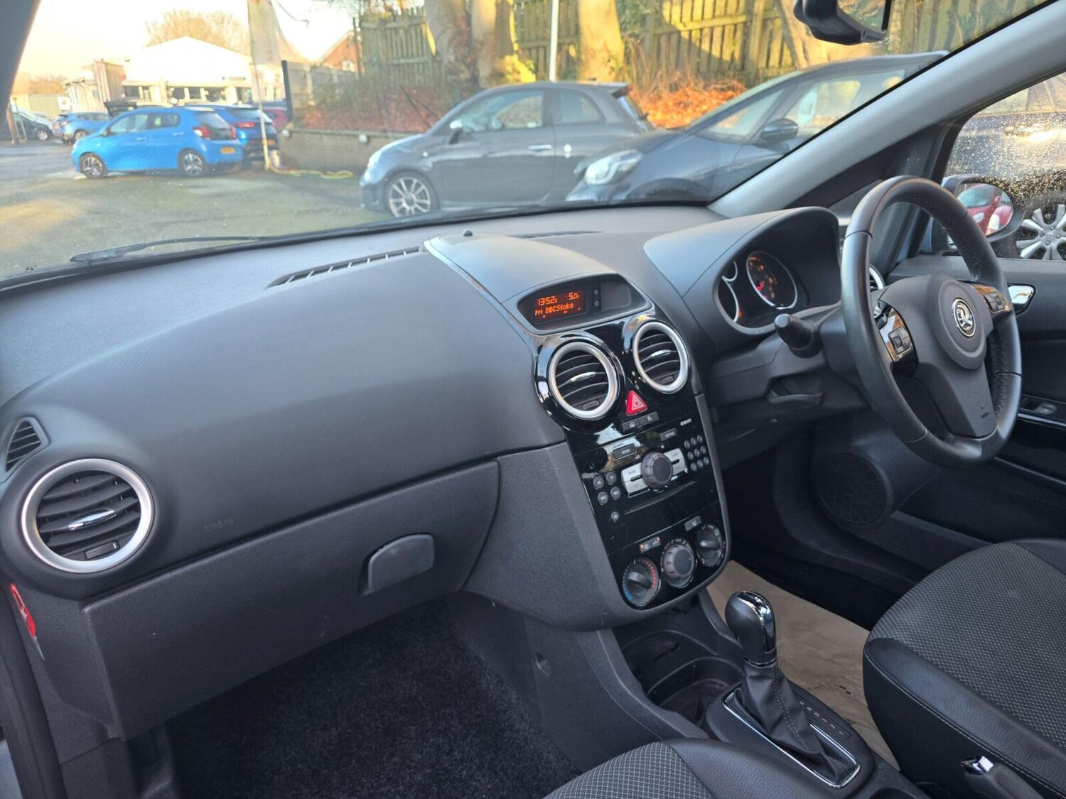 Used Vauxhall Corsa 2009 for sale - 77100514: Photo 16