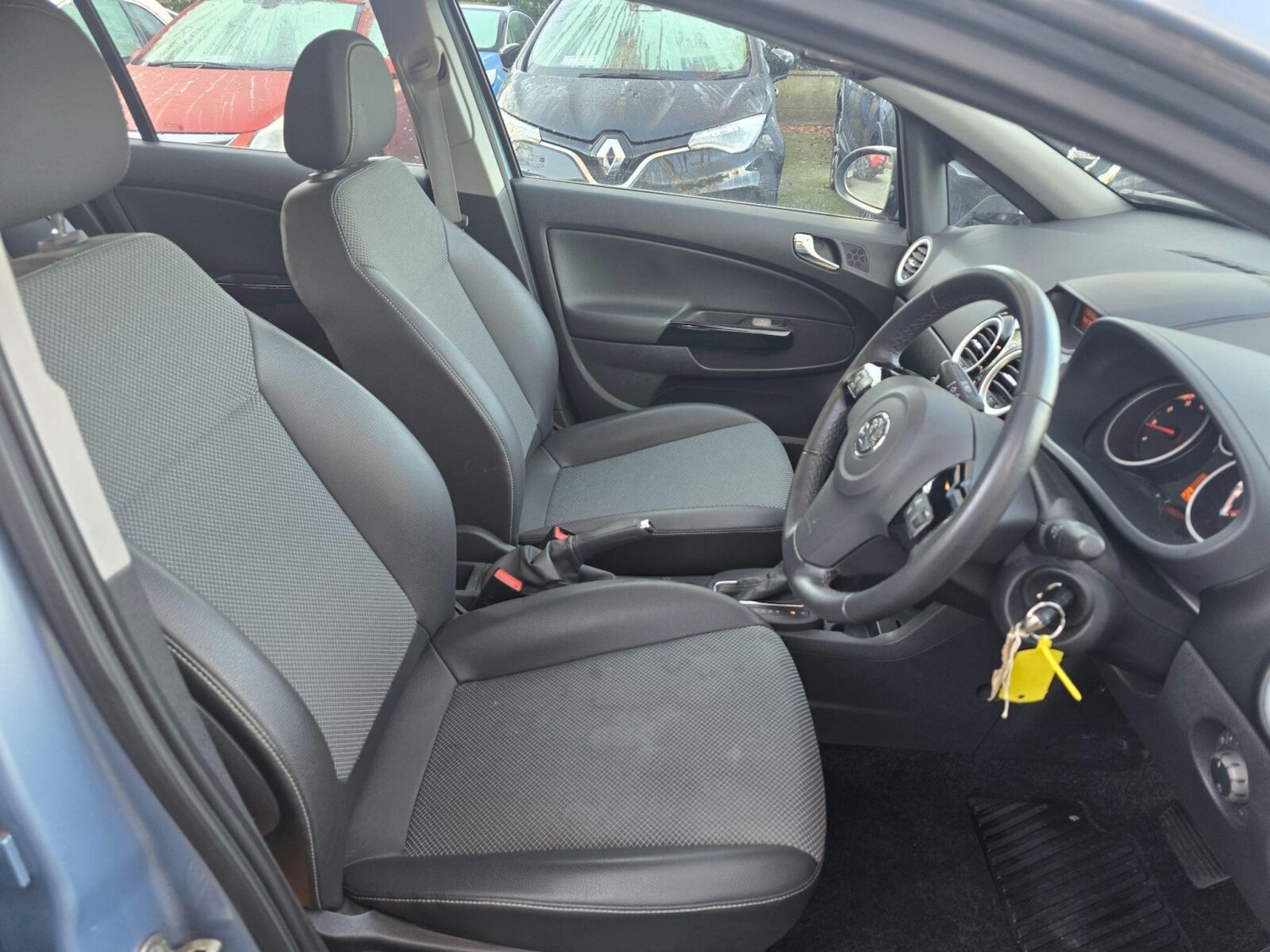 Used Vauxhall Corsa 2009 for sale - 77100514: Photo 18