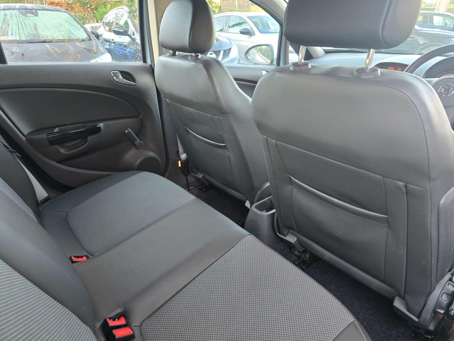 Used Vauxhall Corsa 2009 for sale - 77100514: Photo 24