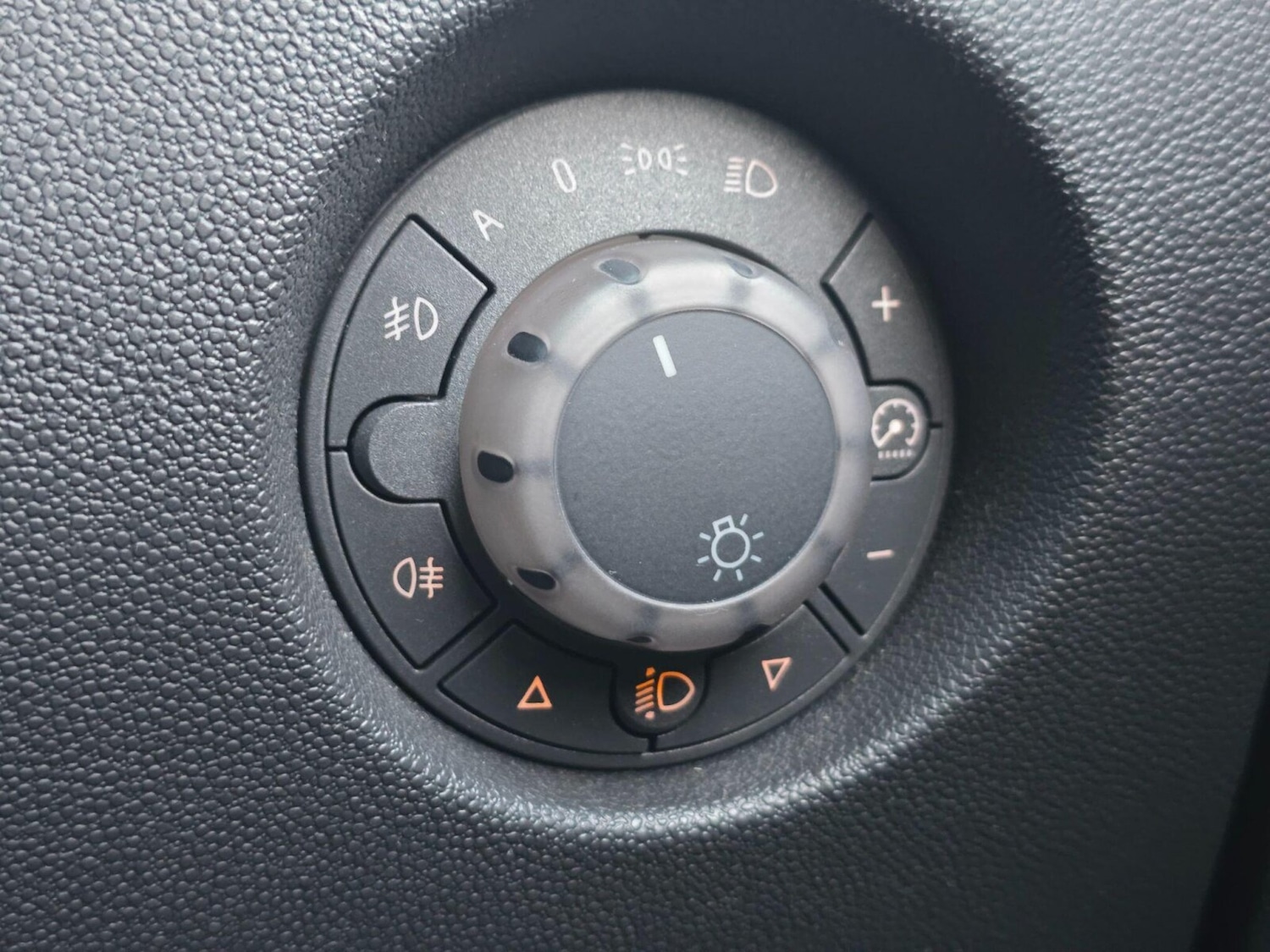 Used Vauxhall Corsa 2009 for sale - 77100514: Photo 28