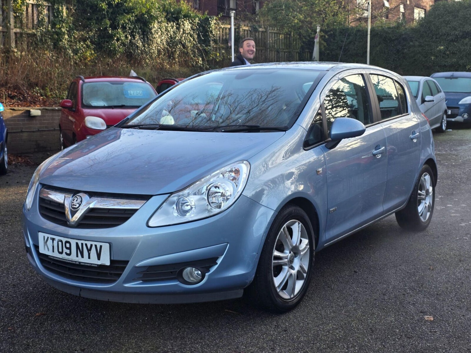 Used Vauxhall Corsa 2009 for sale - 77100514: Photo 4