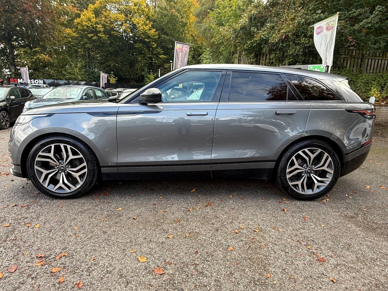 Used Land Rover Range Rover Velar 2017 for sale - 76312326: Photo 4