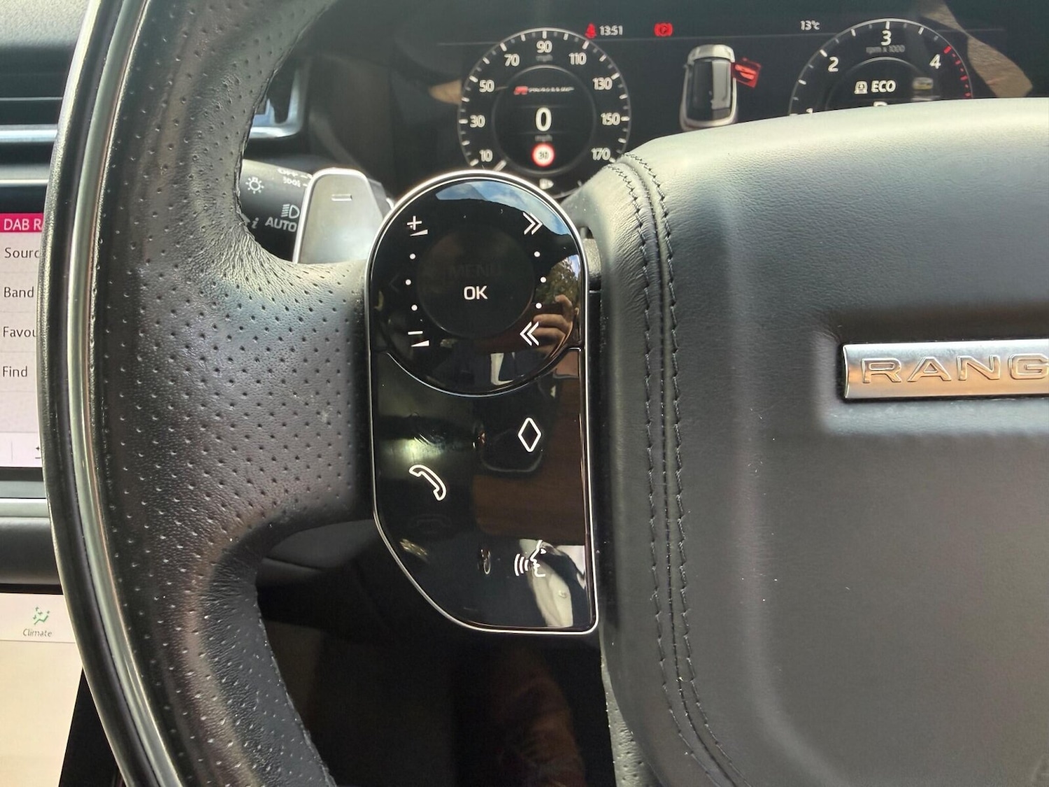 Used Land Rover Range Rover Velar 2017 for sale - 76312326: Photo 45