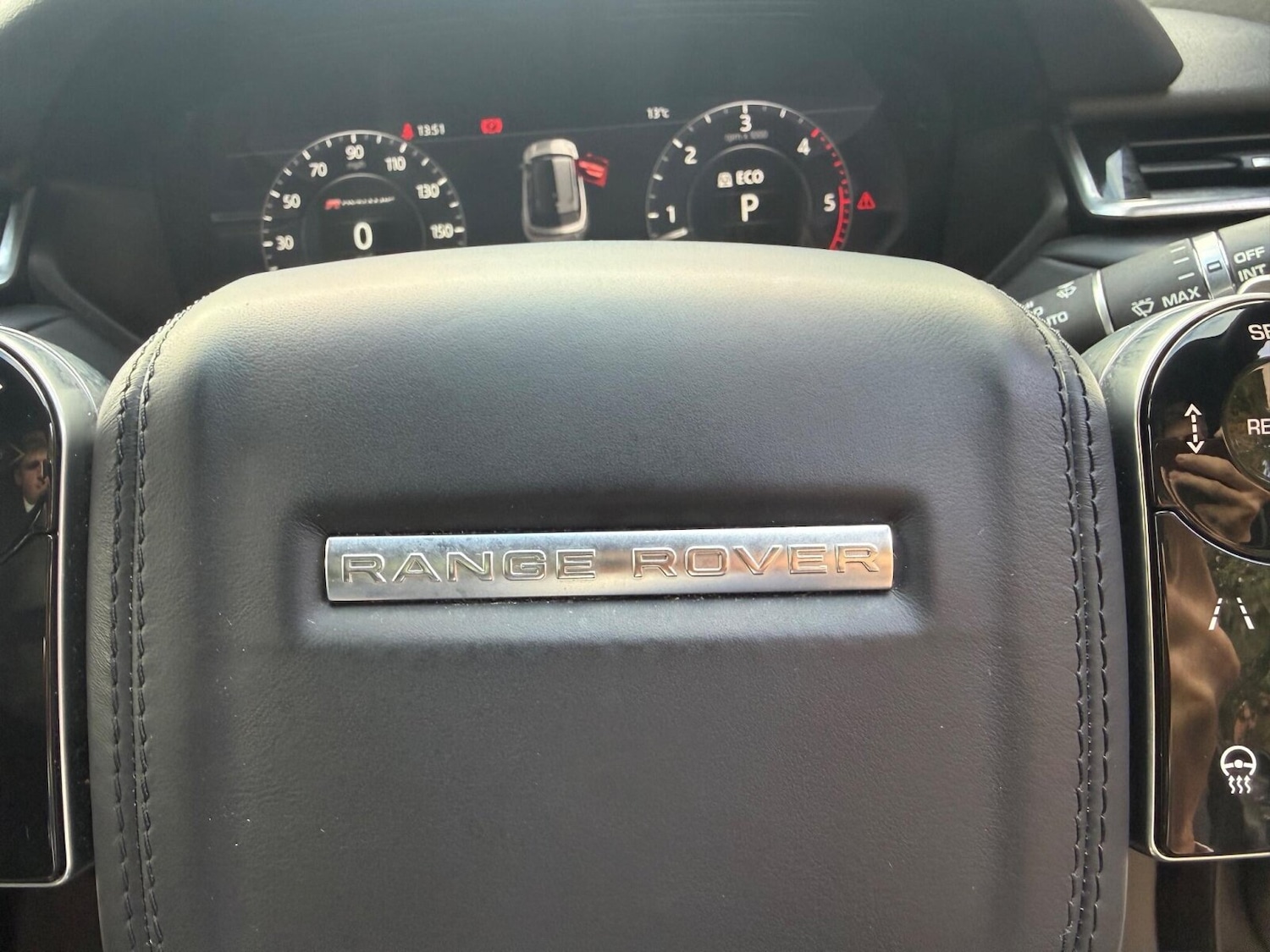 Used Land Rover Range Rover Velar 2017 for sale - 76312326: Photo 47