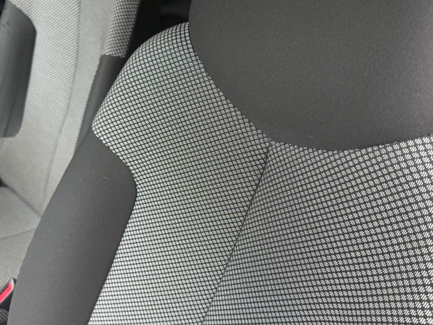 Used Toyota AYGO 2012 for sale - 78022332: Photo 38