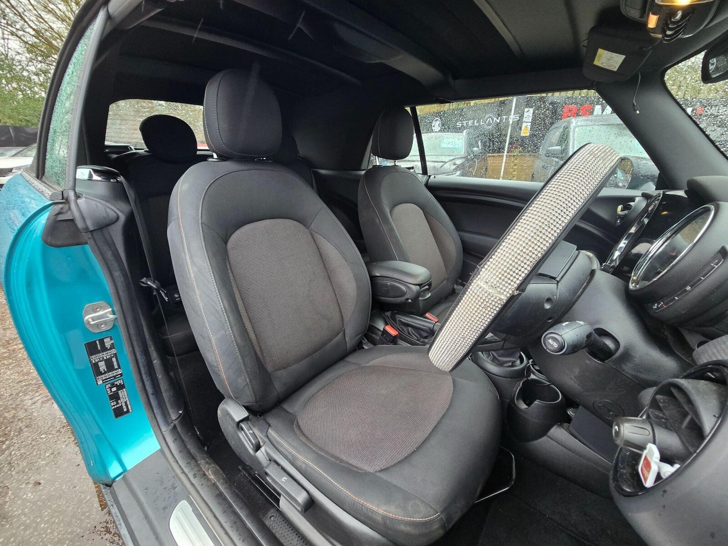 Used MINI Convertible 2019 for sale - 77934306: Photo 19