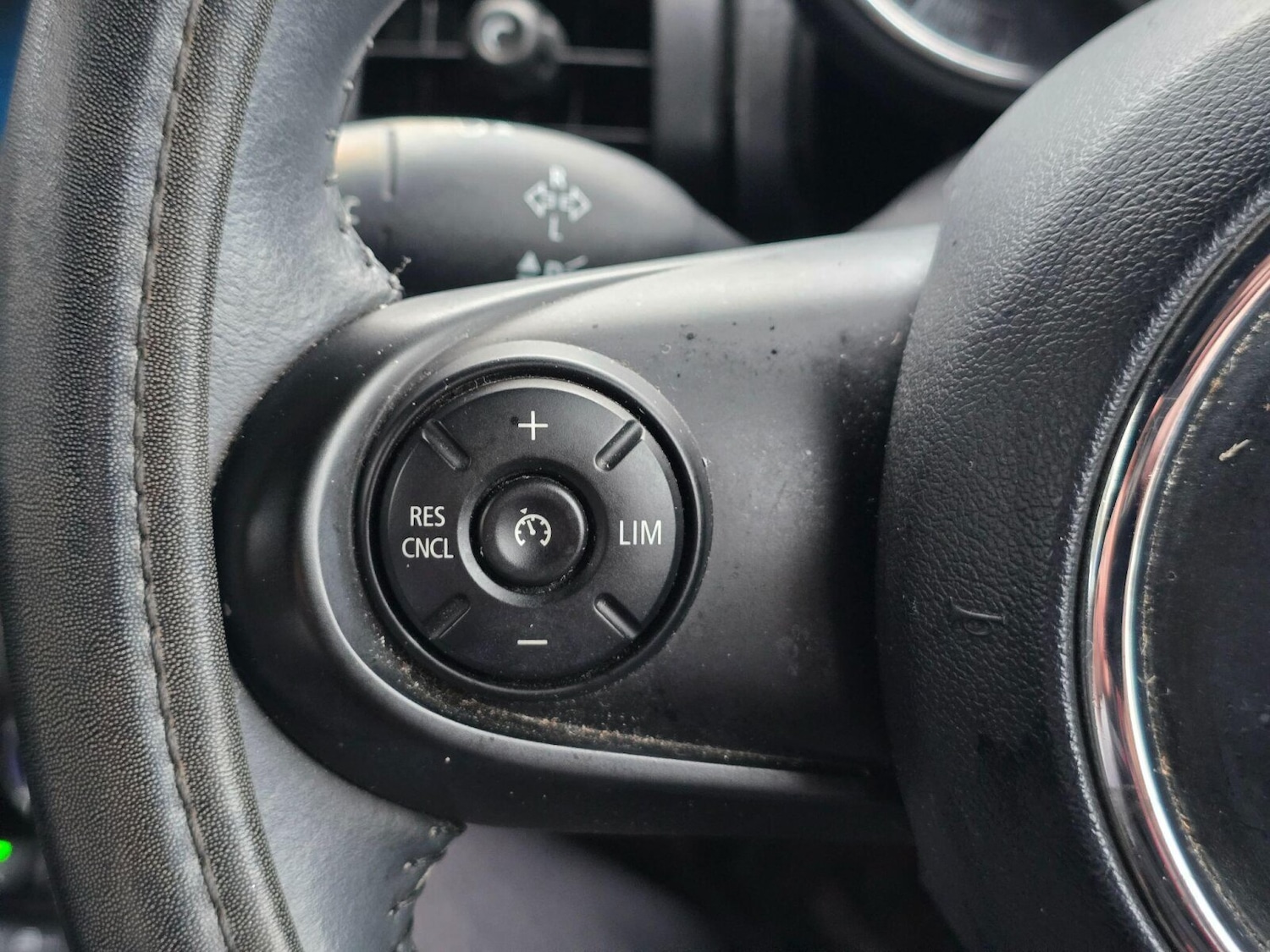 Used MINI Convertible 2019 for sale - 77934306: Photo 25