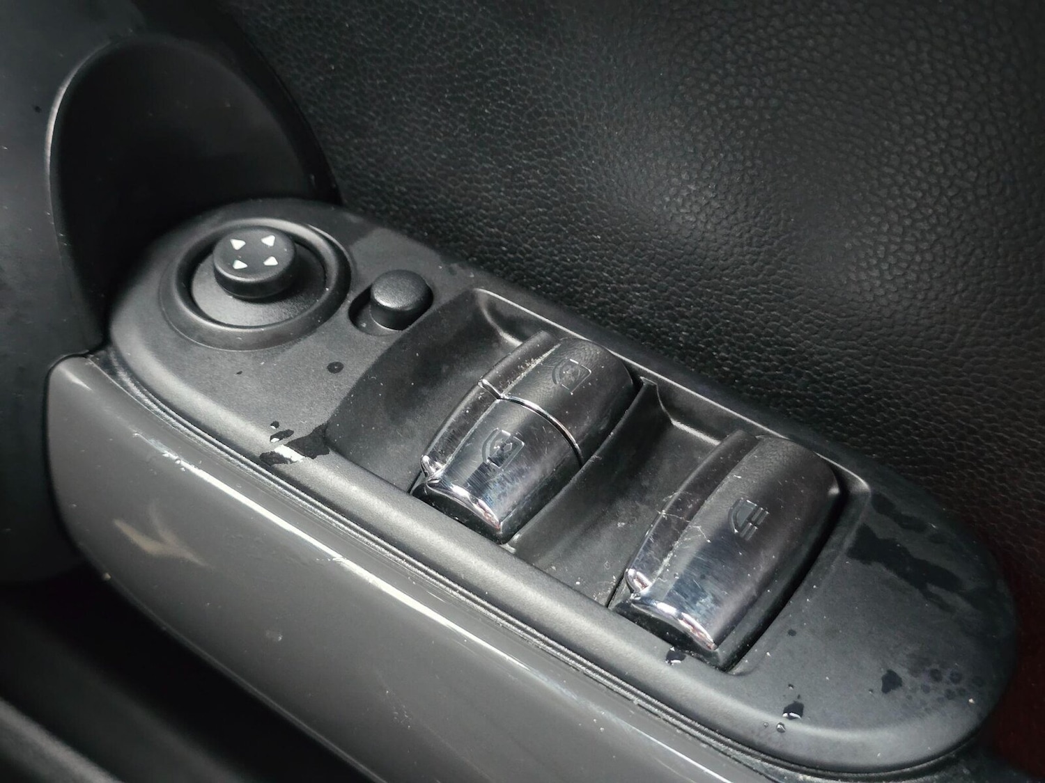 Used MINI Convertible 2019 for sale - 77934306: Photo 28