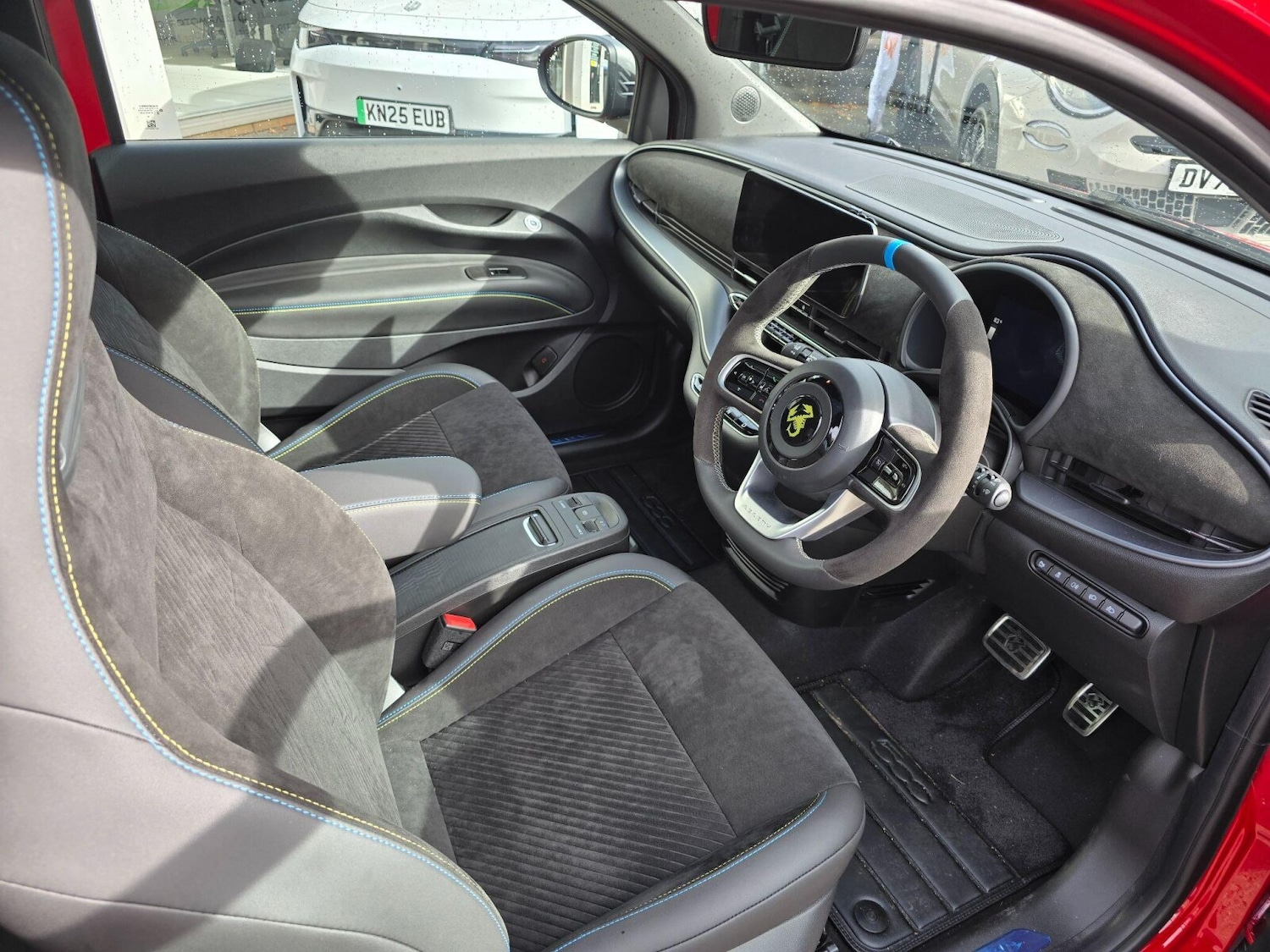 Used Abarth 500 2025 for sale - 76434703: Photo 13