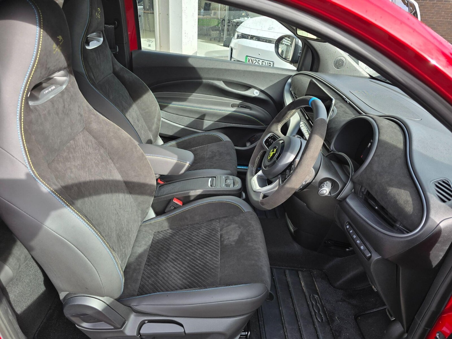 Used Abarth 500 2025 for sale - 76434703: Photo 14