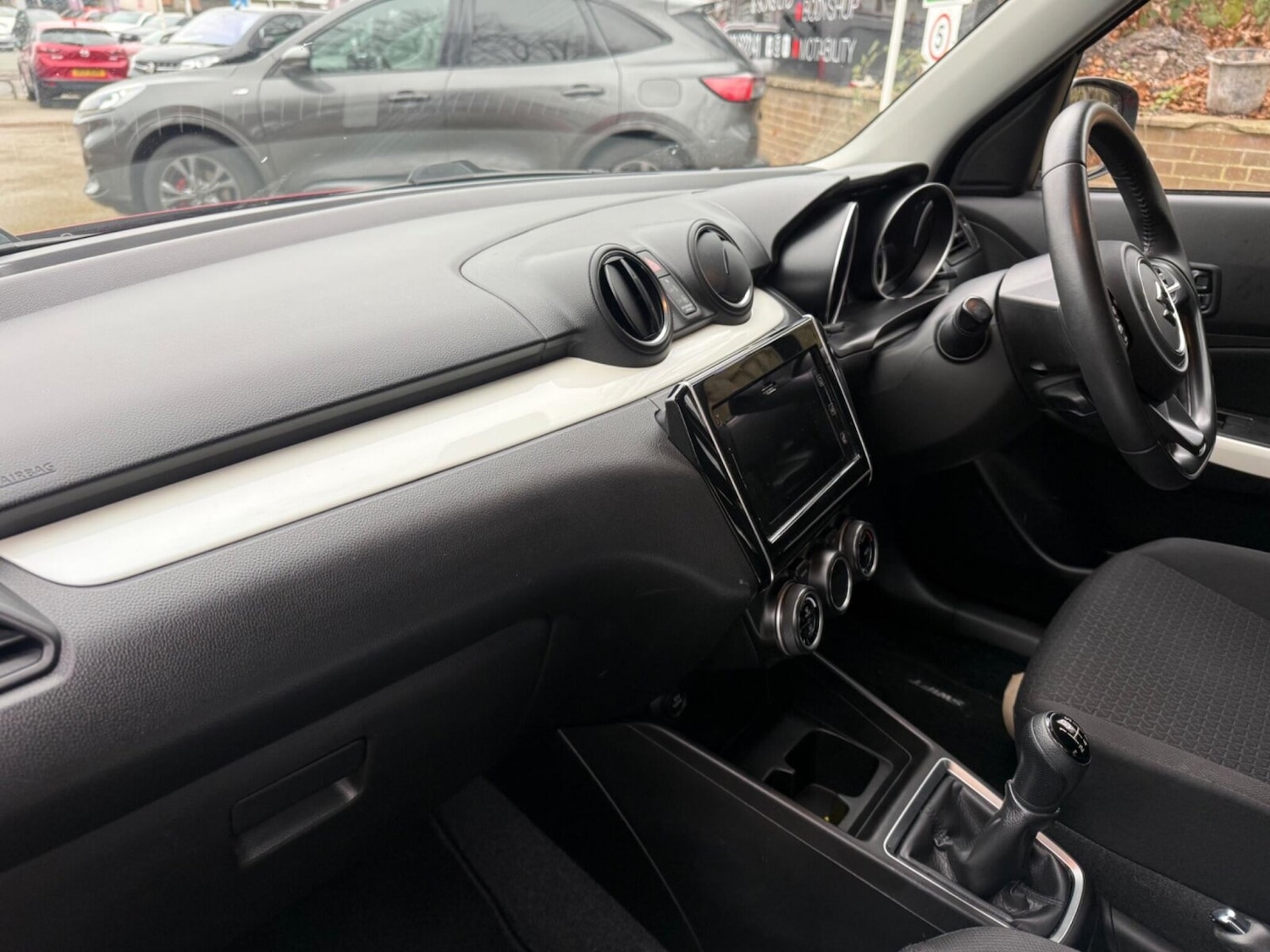 Used Suzuki Swift 2019 for sale - 77638197: Photo 33