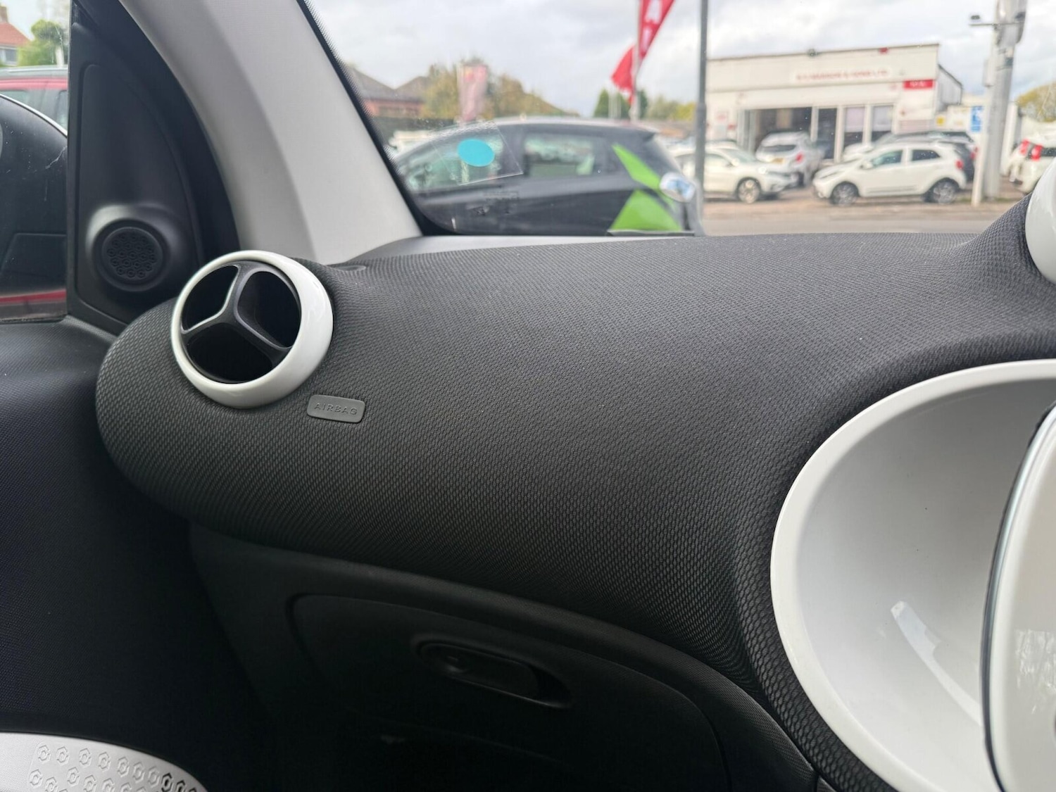 Used smart fortwo 2015 for sale - 76375567: Photo 28