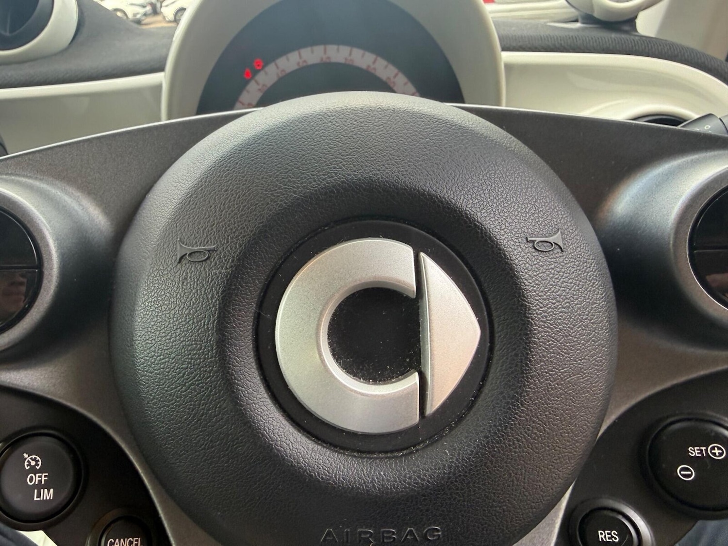 Used smart fortwo 2015 for sale - 76375567: Photo 31
