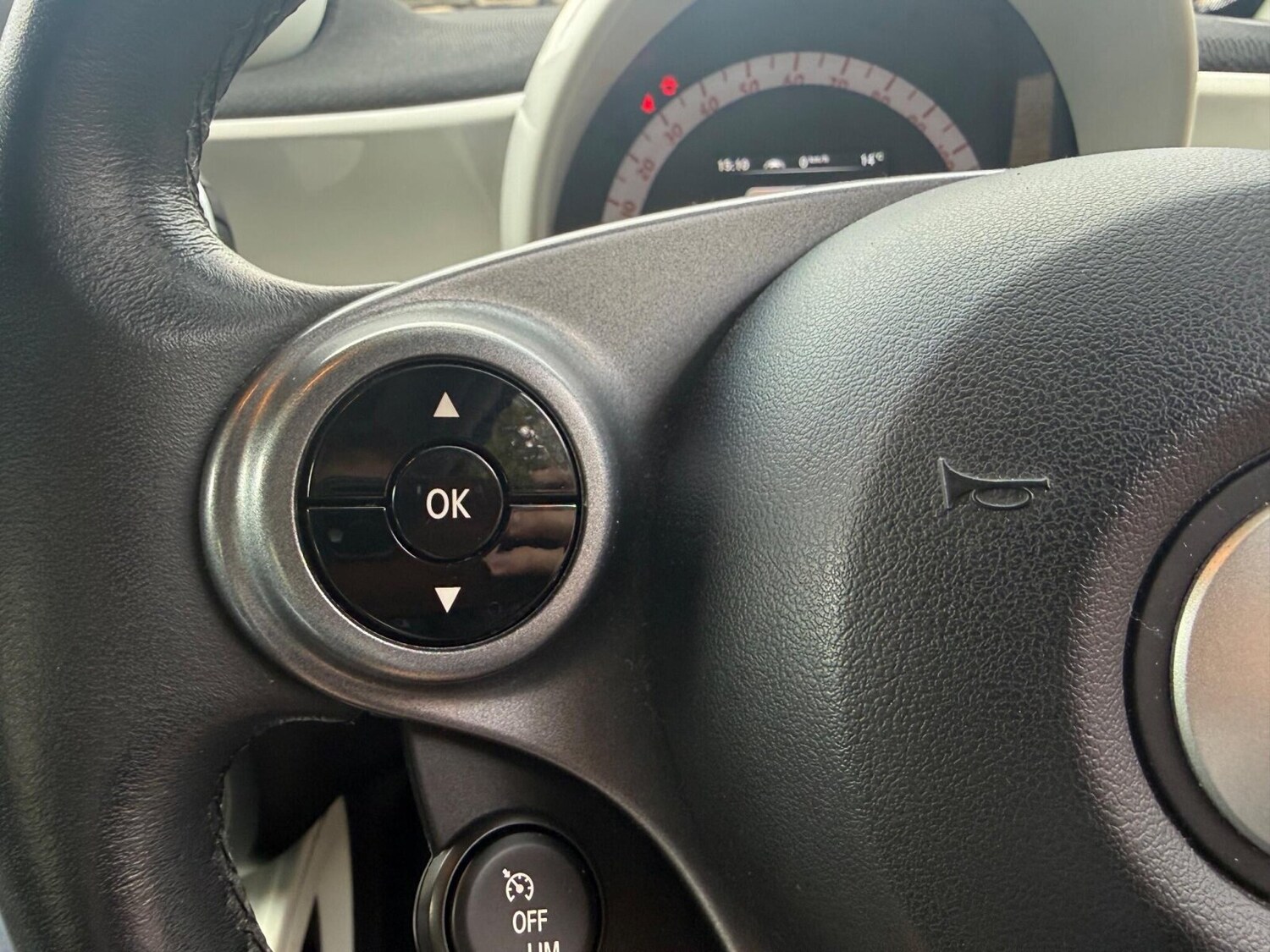 Used smart fortwo 2015 for sale - 76375567: Photo 32