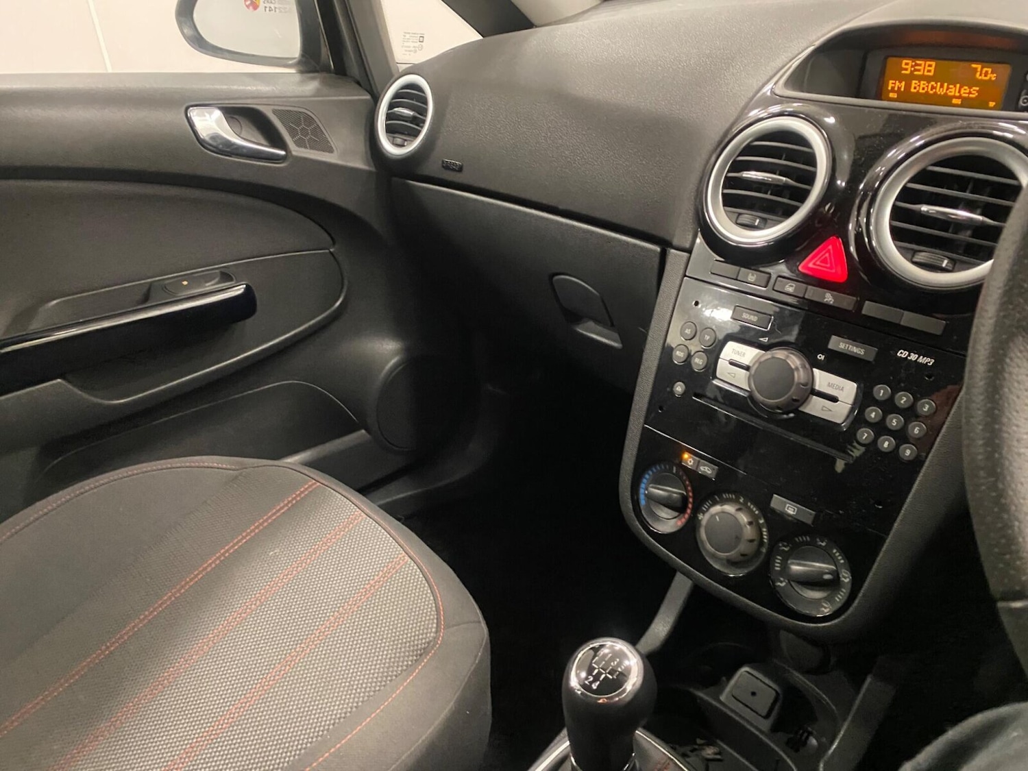 Used Vauxhall Corsa 2015 for sale - 77803829: Photo 17