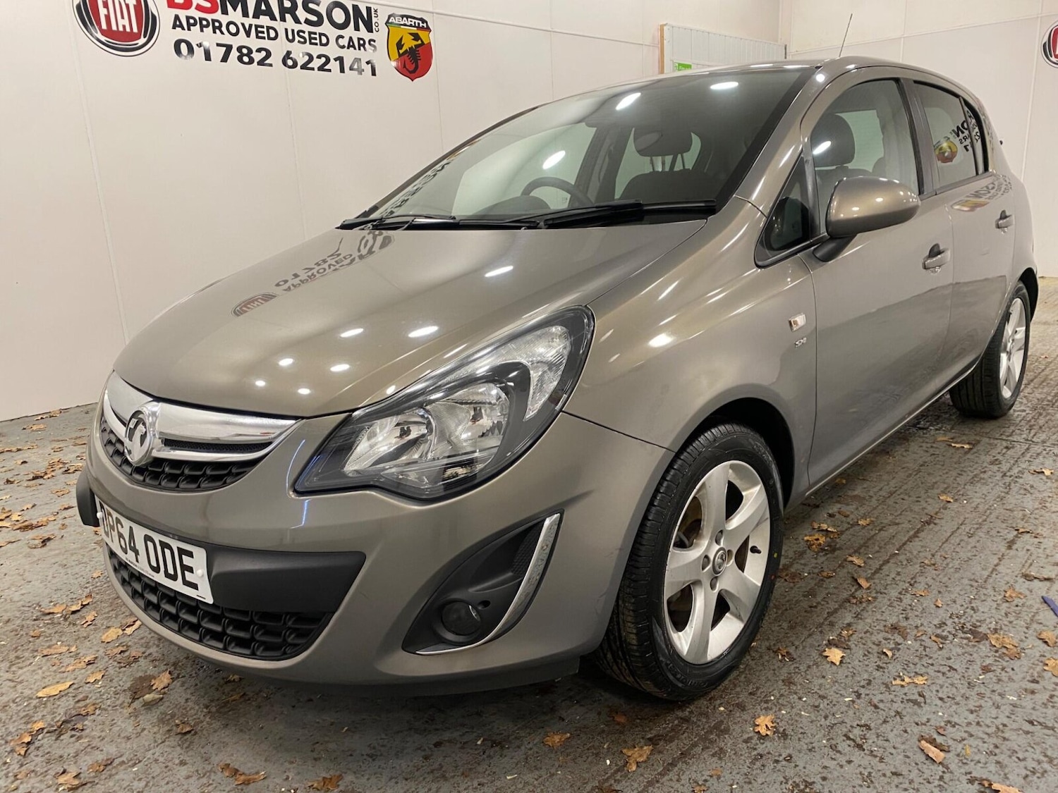 Used Vauxhall Corsa 2015 for sale - 77803829: Photo 2