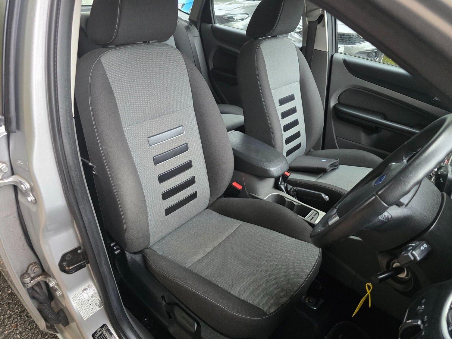 Used Ford Focus 2009 for sale - 76191026: Photo 18