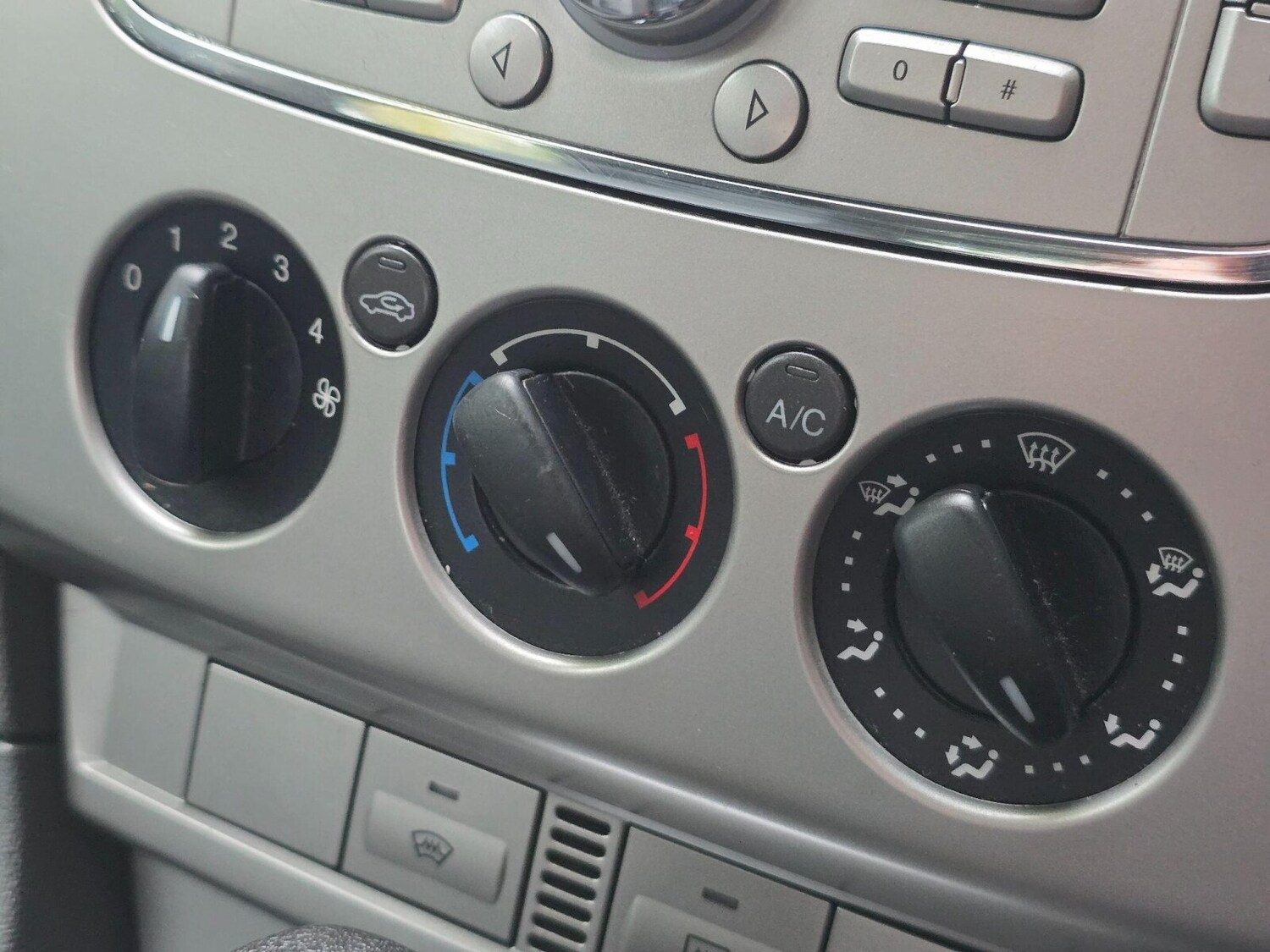 Used Ford Focus 2009 for sale - 76191026: Photo 32