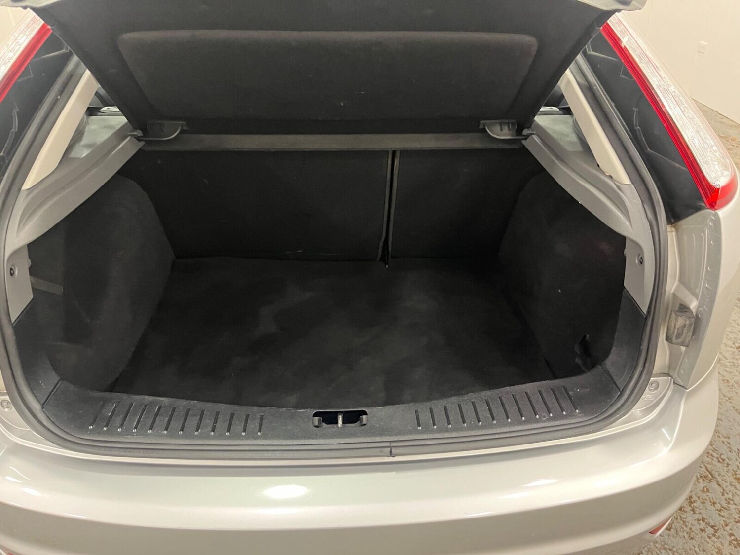 Used Ford Focus 2009 for sale - 76191026: Photo 68