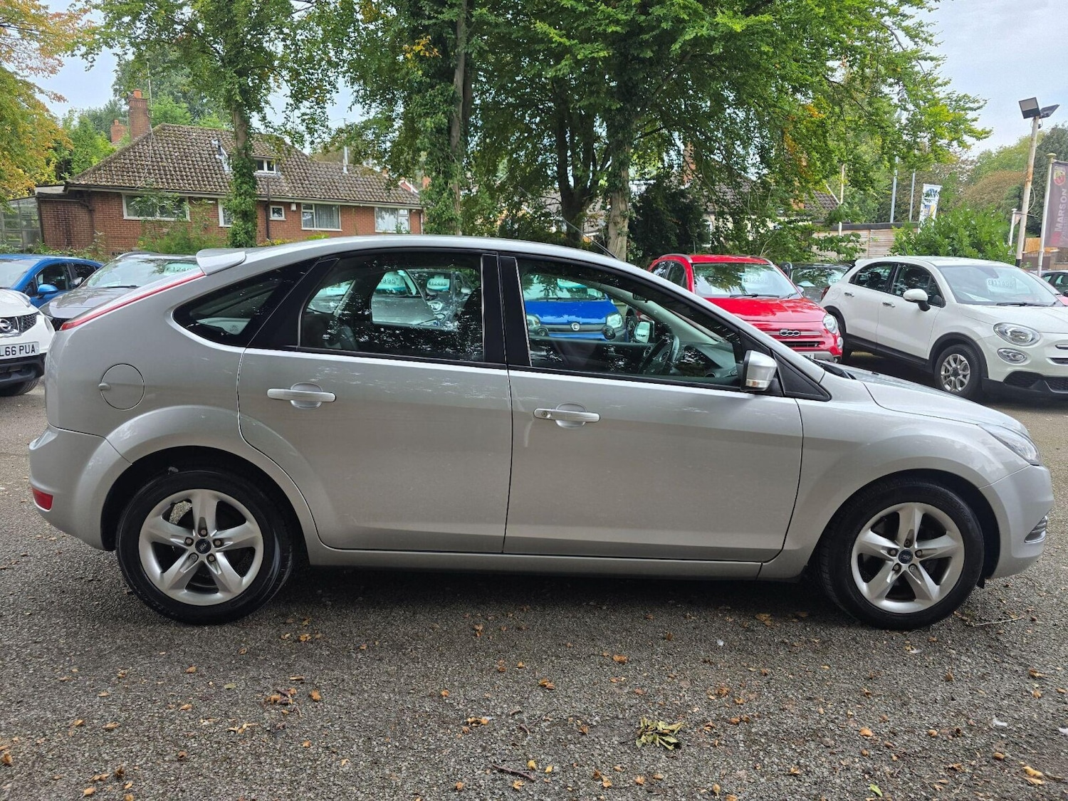 Used Ford Focus 2009 for sale - 76191026: Photo 9