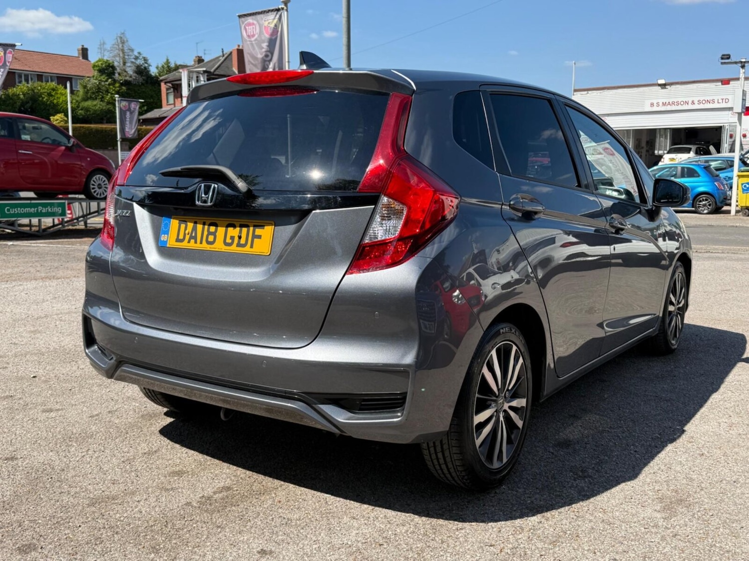 Used Honda Jazz 2018 for sale - 76971323: Photo 11