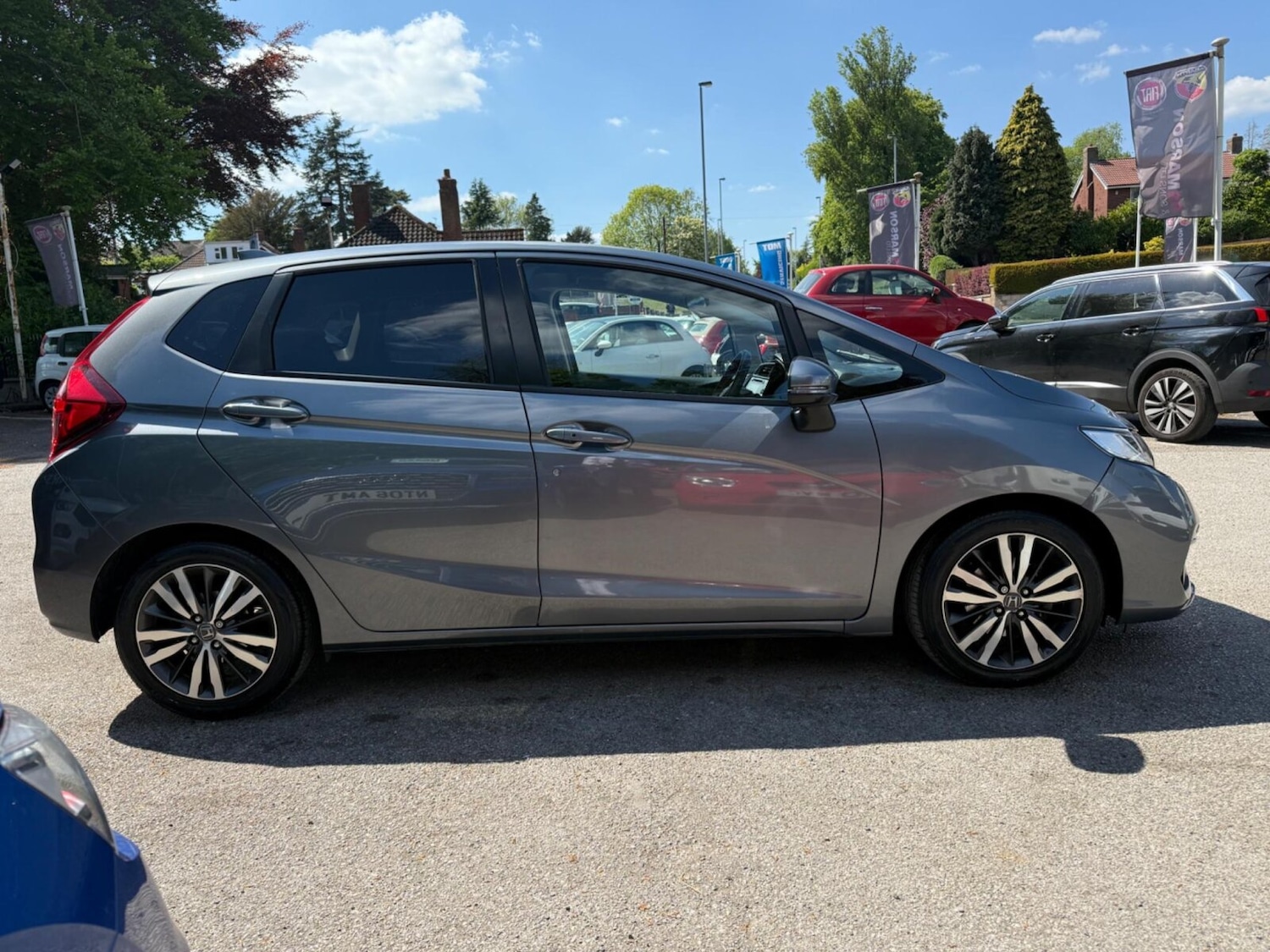 Used Honda Jazz 2018 for sale - 76971323: Photo 2