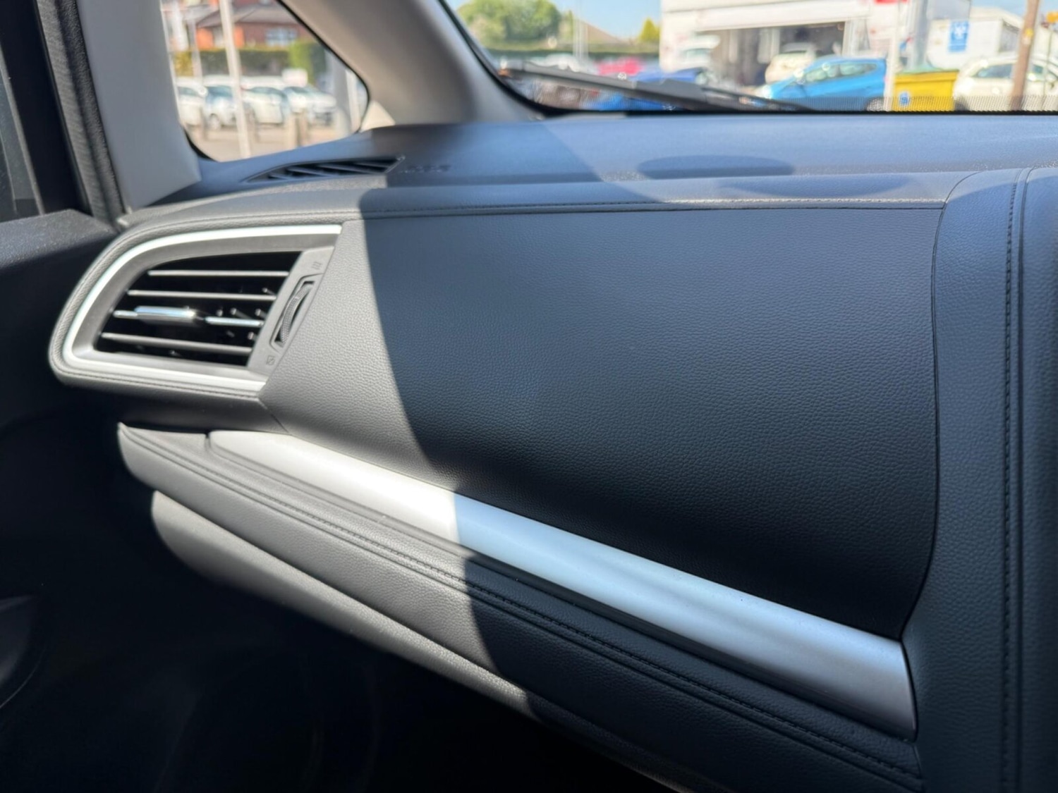 Used Honda Jazz 2018 for sale - 76971323: Photo 29