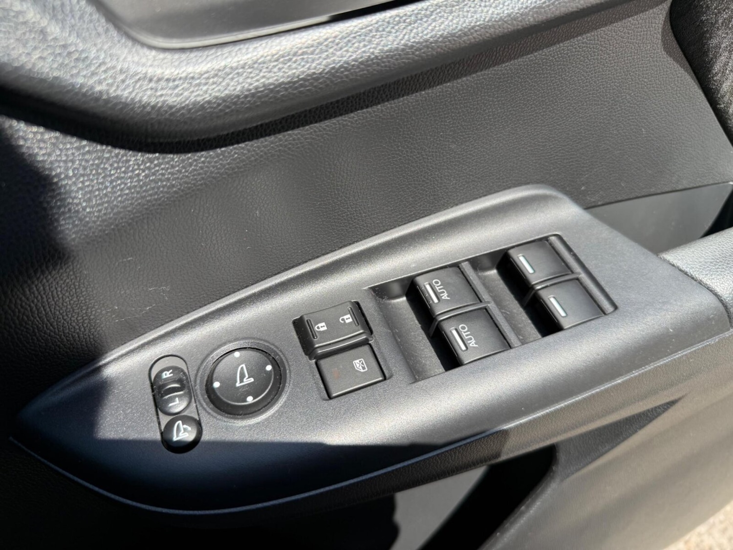 Used Honda Jazz 2018 for sale - 76971323: Photo 32