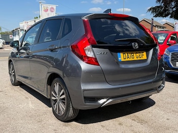 Used Honda Jazz 2018 for sale - 76971323: Photo