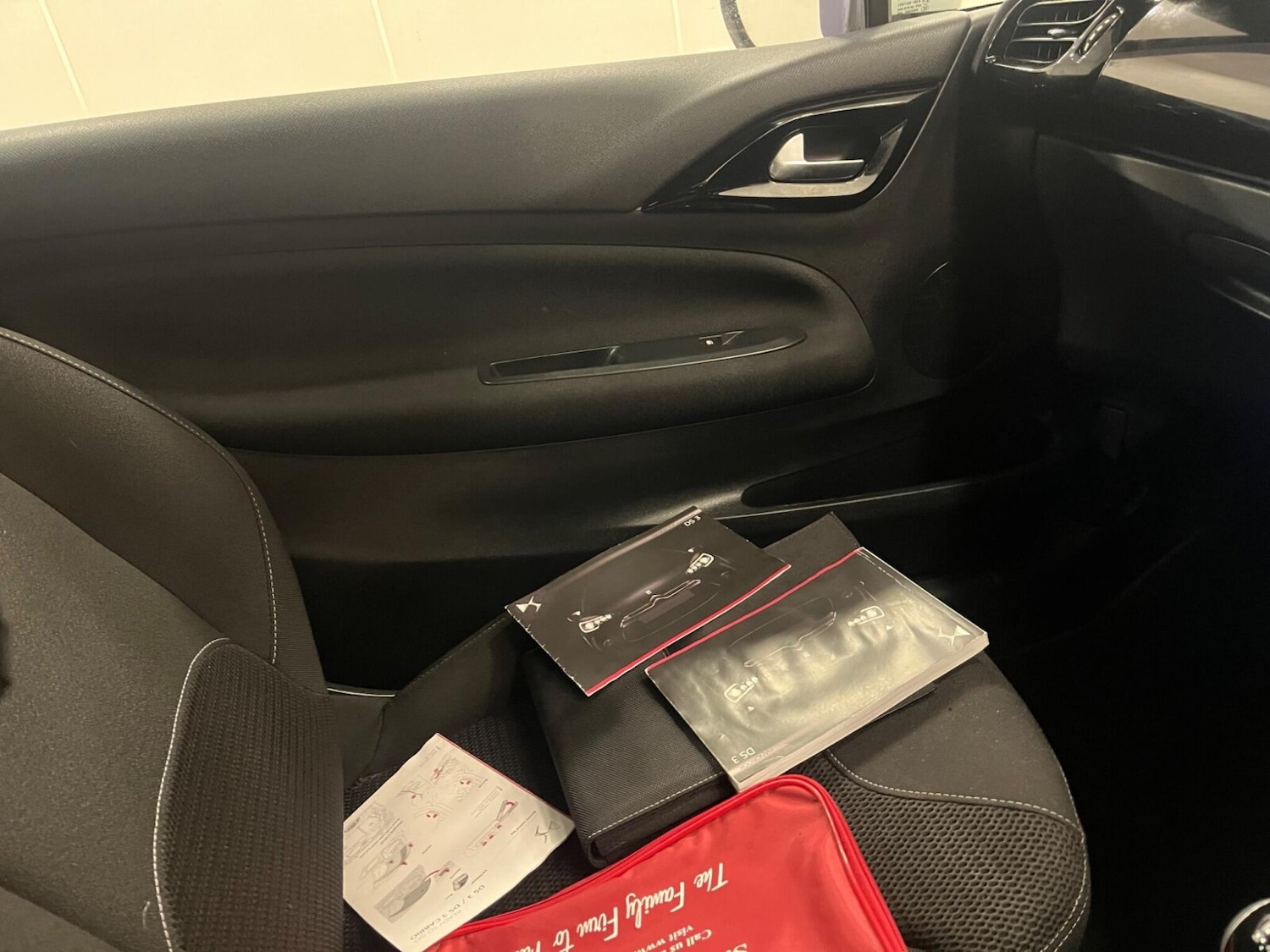 Used DS Automobiles DS 3 2015 for sale - 76580191: Photo 37