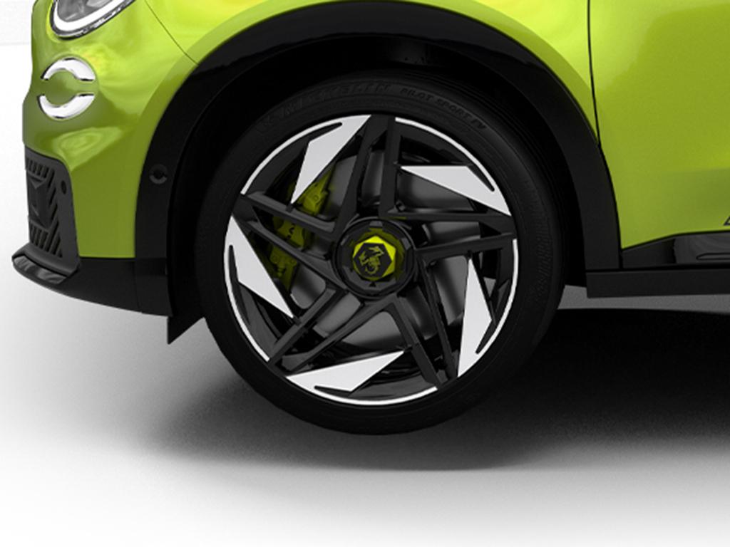 Used Abarth 600e 2025 for sale - 76344009: Photo 5