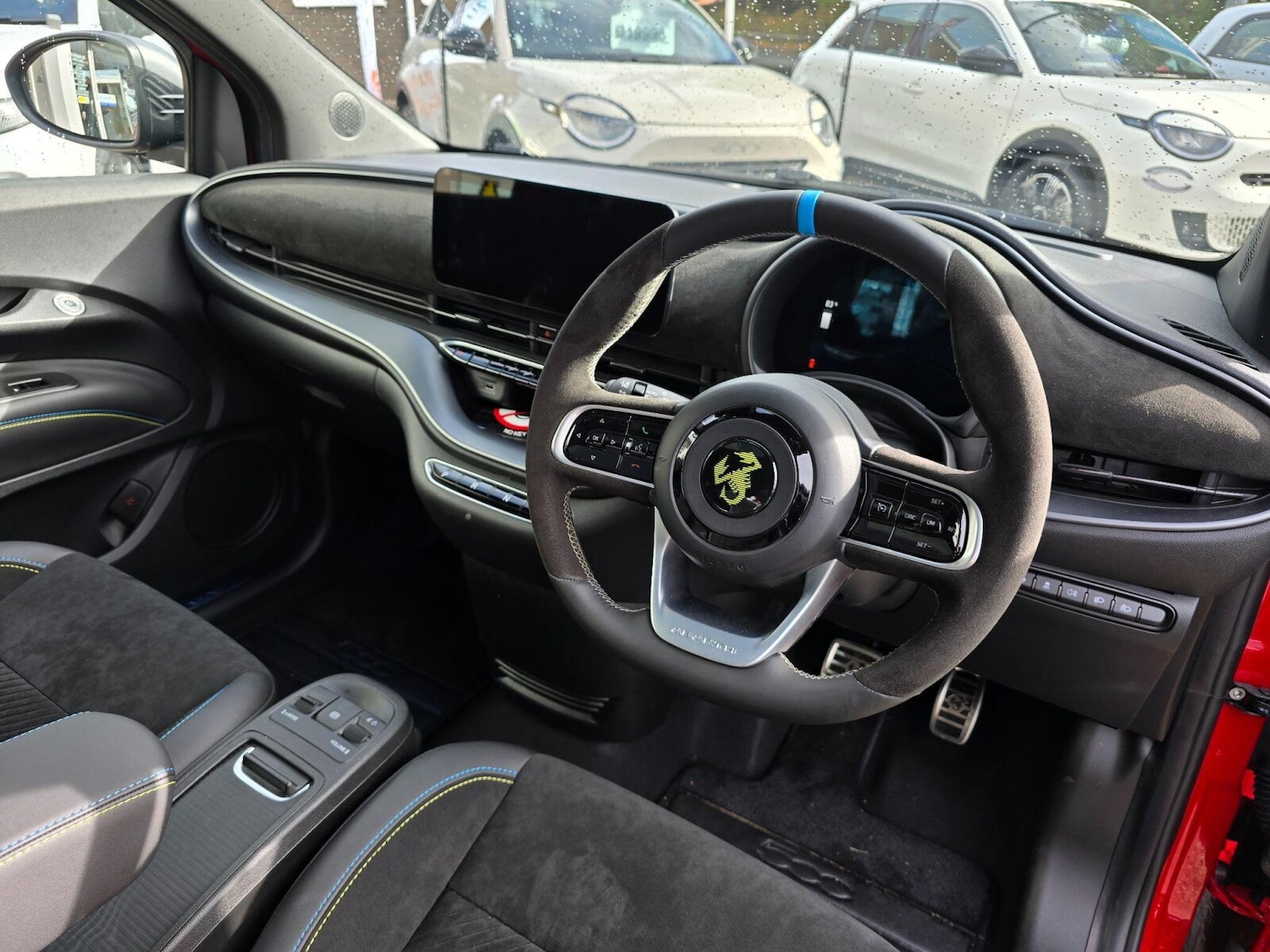 Used Abarth 500 2025 for sale - 76344001: Photo 11