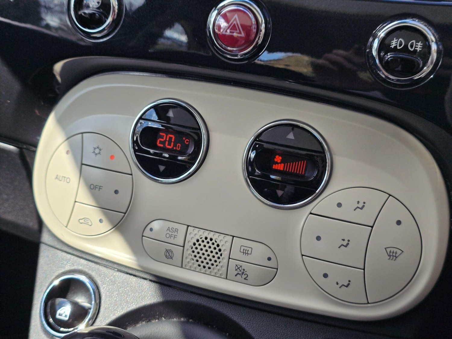 Used Fiat 500 2025 for sale - 78137012: Photo 43