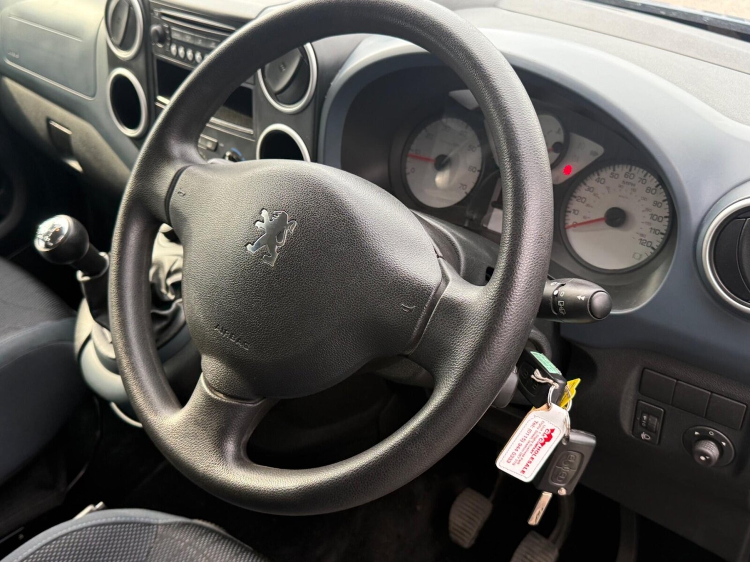 Used Peugeot Partner Tepee 2010 for sale - 76971259: Photo 18