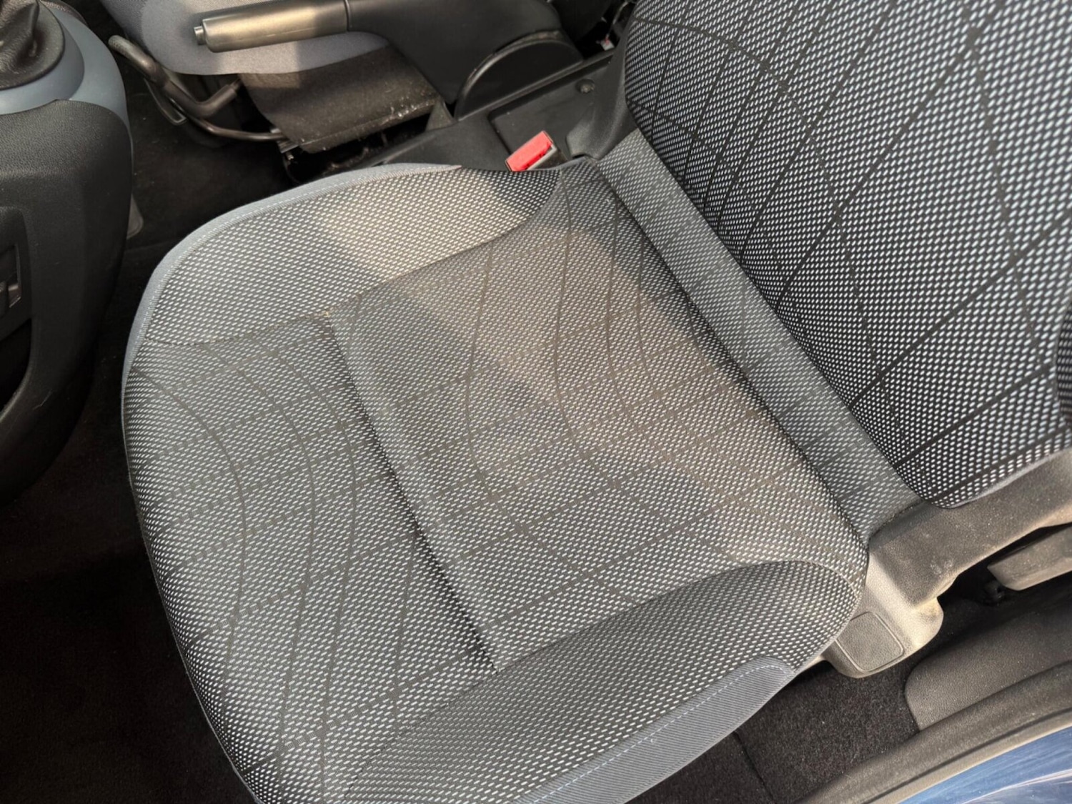 Used Peugeot Partner Tepee 2010 for sale - 76971259: Photo 33