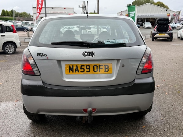 Used Kia Rio 2009 for sale - 76092052: Photo 4